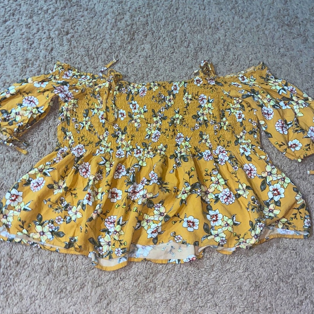 Off-the-shoulder gold floral top